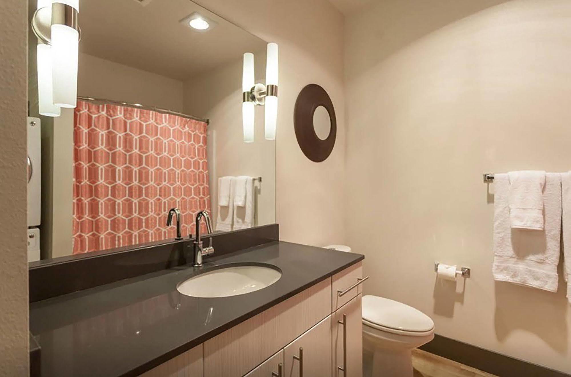 Belltown Waterfront Suites By Barsala Seattle Esterno foto